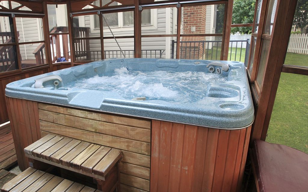 2019 Average Hot Tub Installation Cost With Price Factors