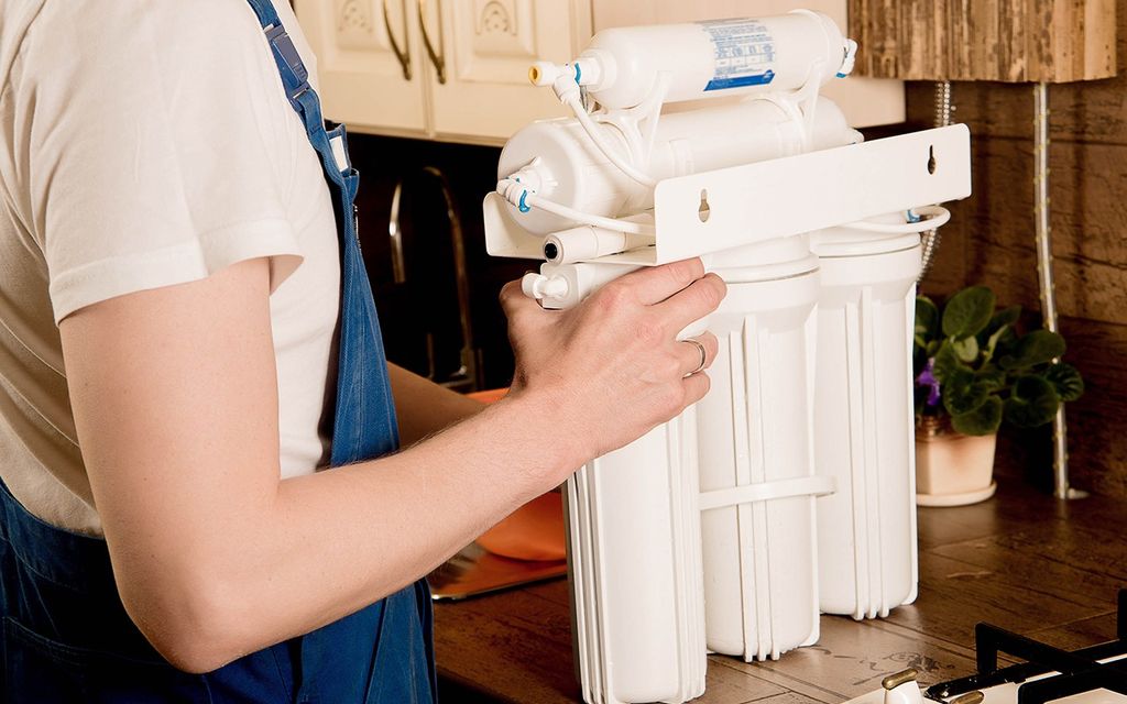 Average Water Softener Installation Cost (with Price Factors)